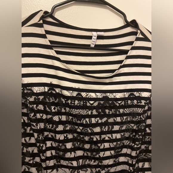 Striped Lace Peplum Top - Picture 5 of 7